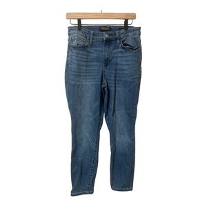 Judy Blue 82294 Slim Fit Medium Wash Jeans